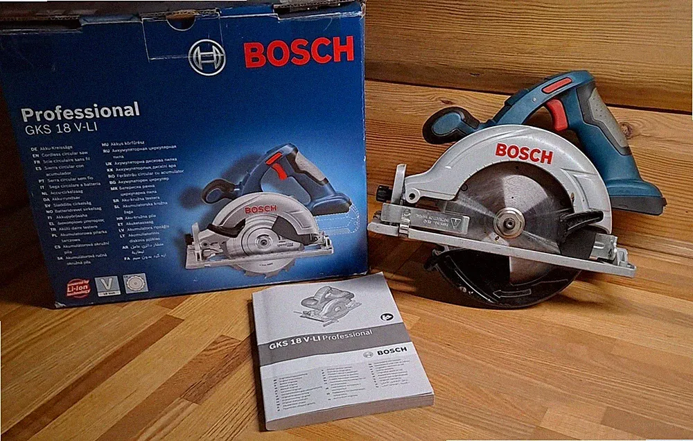 Bosch GKS 18 V-LI Professional 18V Akku-Handkreissäge ohne Akku
