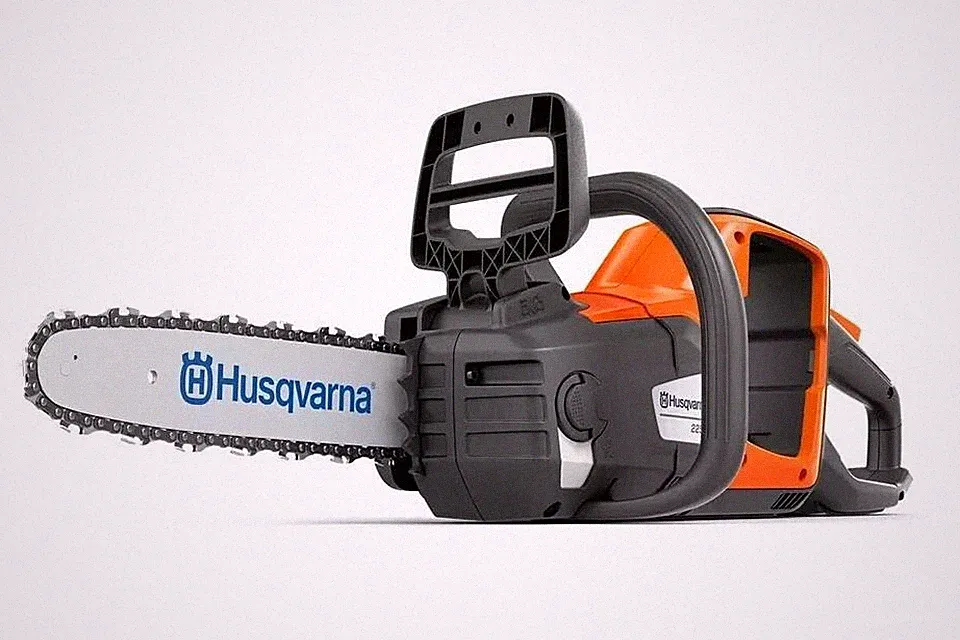 Husqvarna 225i Akku-Motorsäge Set mit Akku & Ladegerät